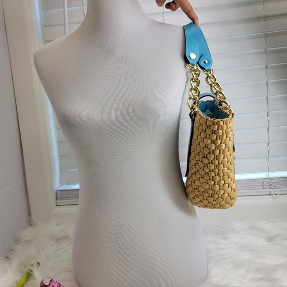 Michael Kors Santorini weave bucket tote wheat blue leather lined rafia straw - Picture 3 of 14